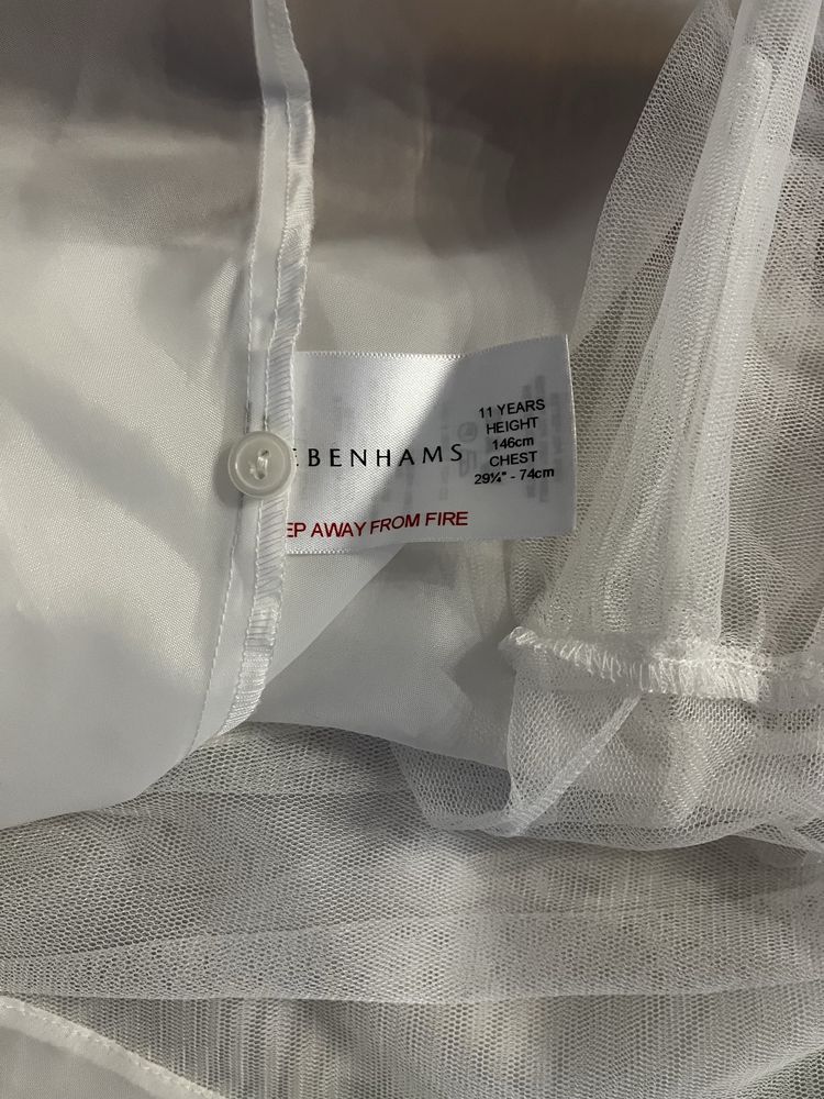 Продам нарядное платье
