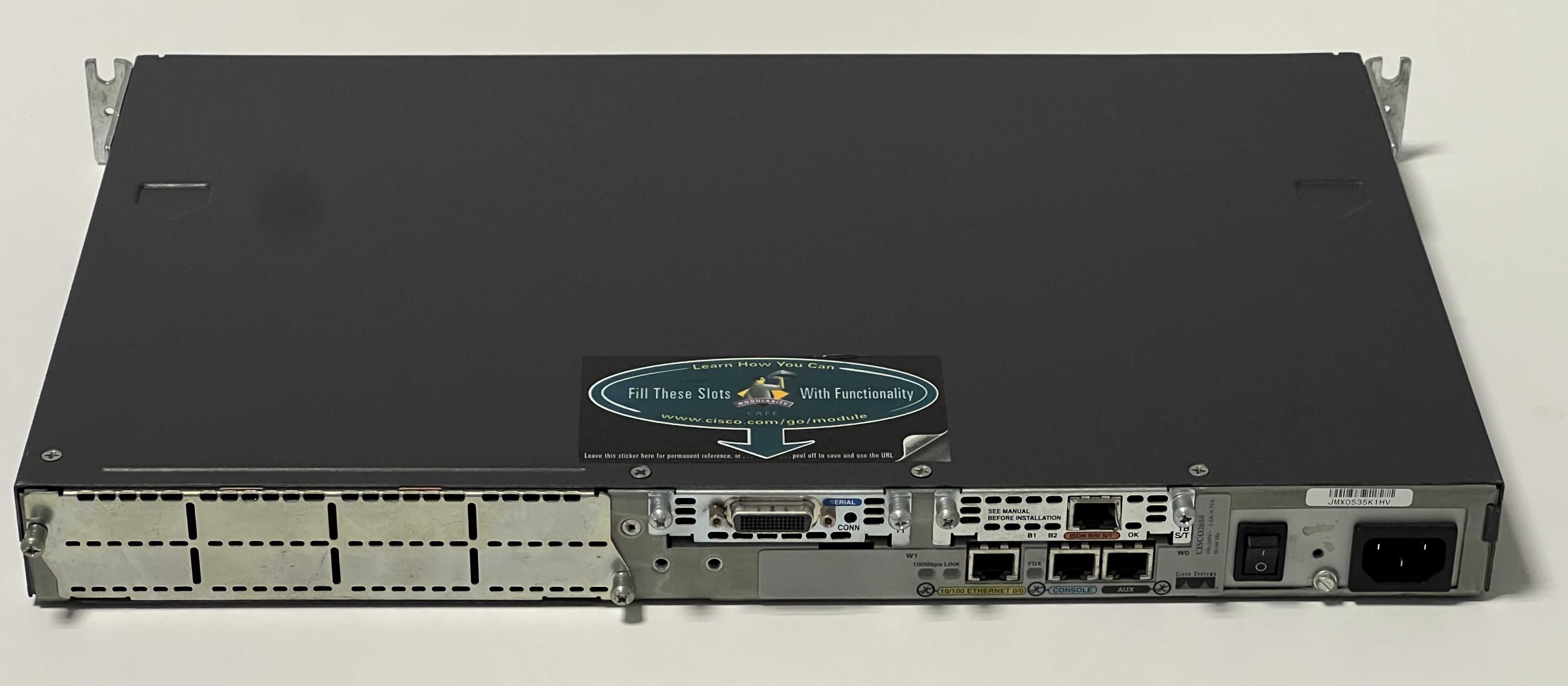 Router Modular Cisco 2650 - Series 2600 - Usado