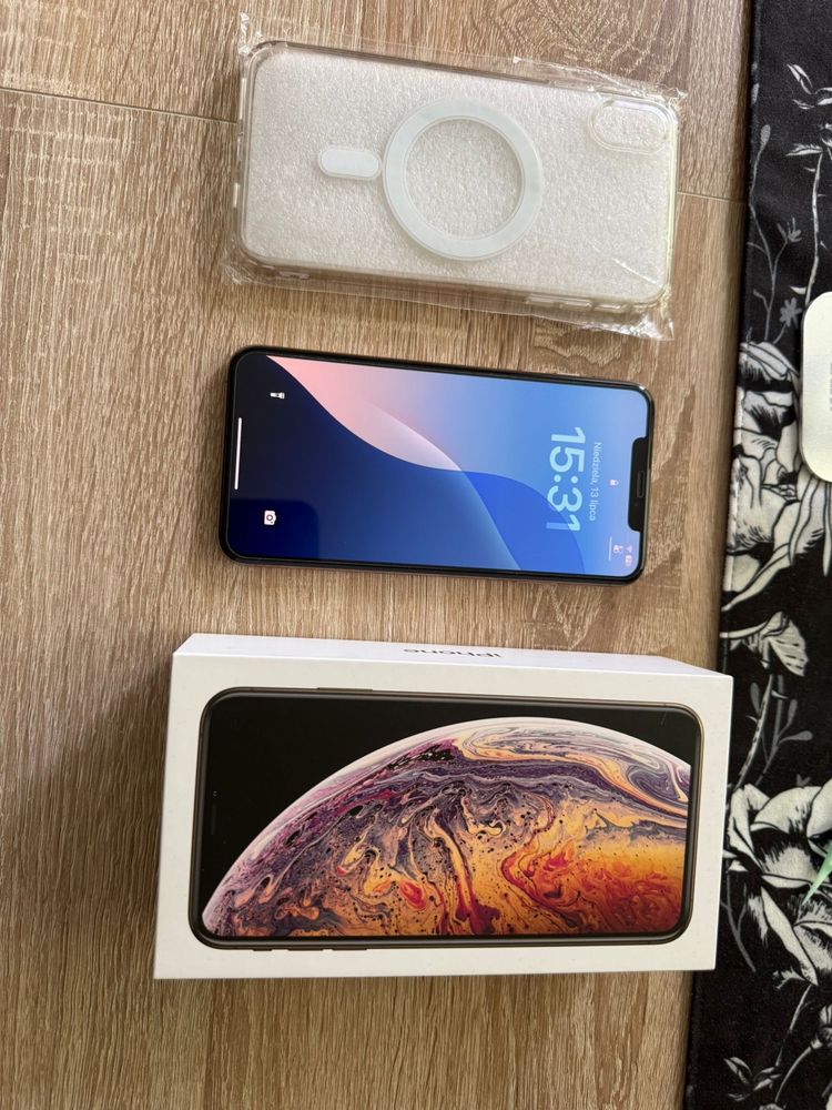iPhone xs max 256gb
