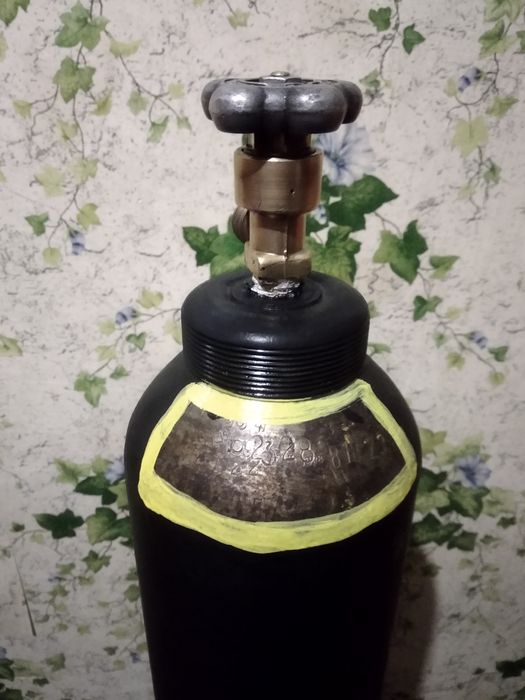 Продам углекислотный баллон 10л