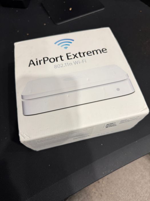 Базовая станция Apple AirPort Extreme A1408 WiFi