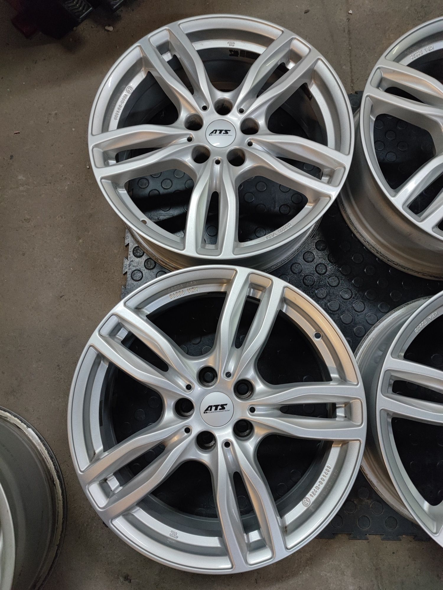 Felgi Alufelgi 5x112 7x 18 Cali | Audi BMW Mercedes Skoda