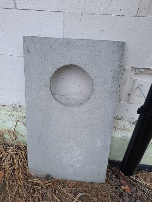 Czapa betonowa komina, wym. 51X87 cm