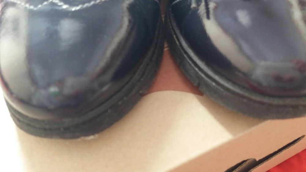 женские туфли темно- синего цвета