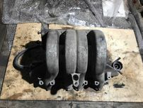 Колектор впускний коллектор впуск Audi A4 B4 2.0i 037133223K Розборка