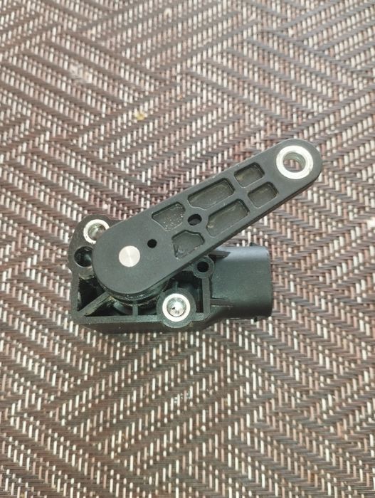 Датчик положення кузова