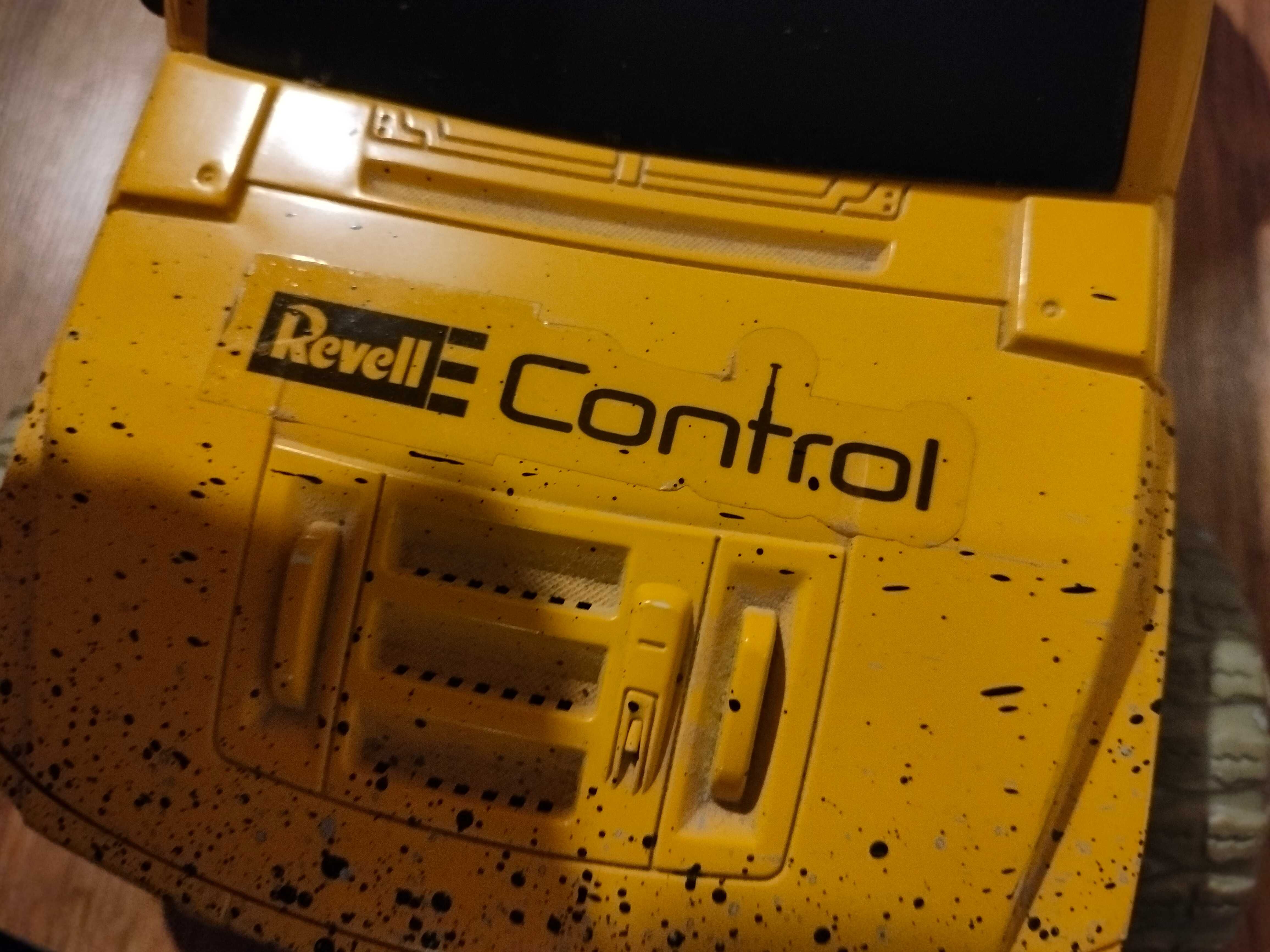 Auto terenowe Dirt Scout Revell Control