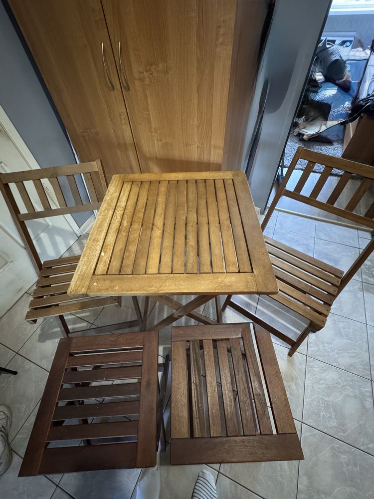 Zestaw mebli ogrodowo balkonowych