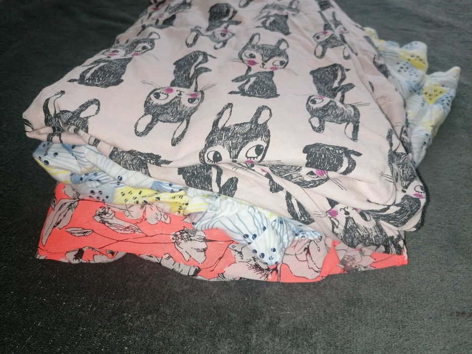 Sukienki na lato 128