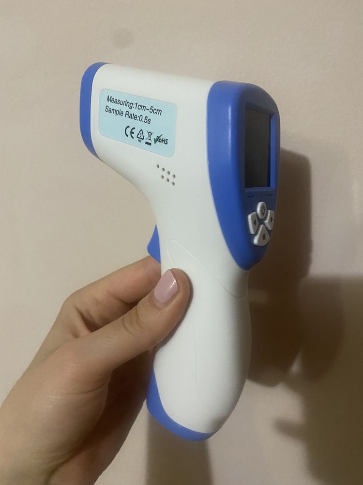 Безконтактний термометер thermometer електричний
