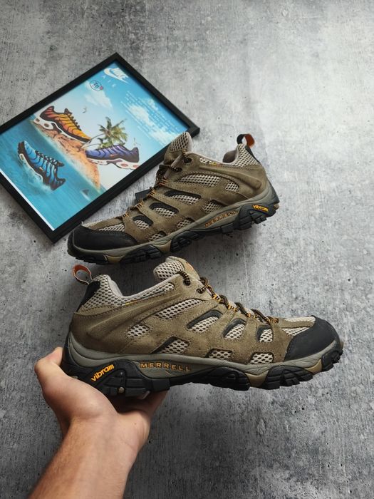 Чоловічі кросівки Merrell Moab 3
Розмір 46
Стан ідеальний 
Оригінальні