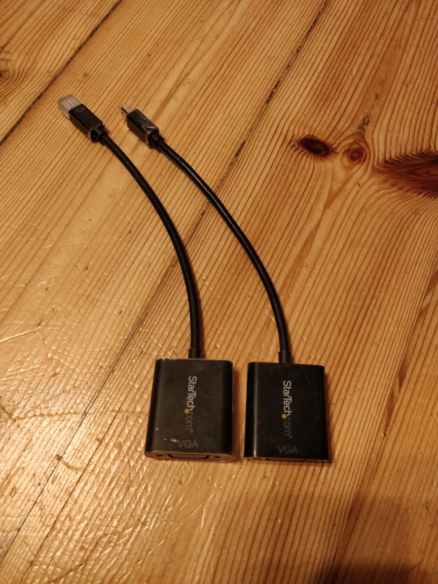 Przewody VGA, HDMI, display port, przejściówka DVI