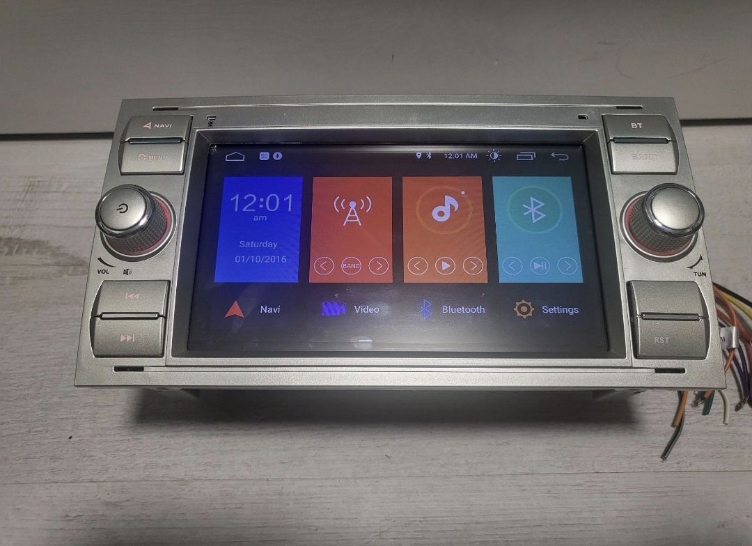 Radio android Ford focus 2gb smax cmax Gps  rds

Radio android
Dedykow