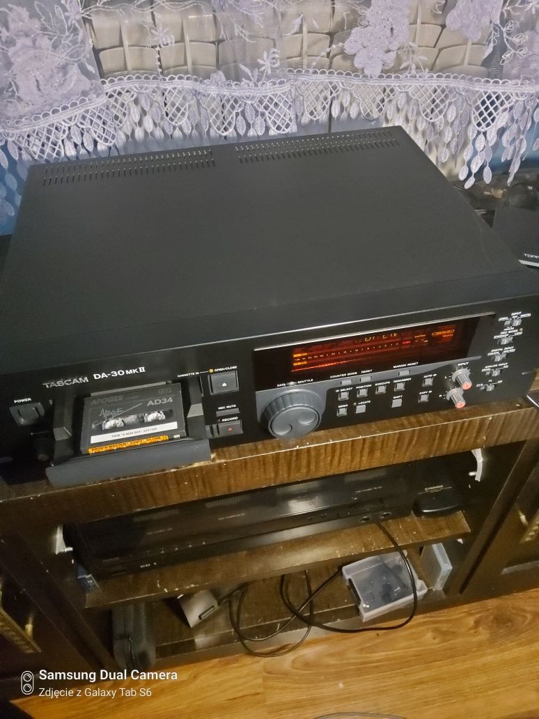 Magnetofon dat Tescam DA30MK2