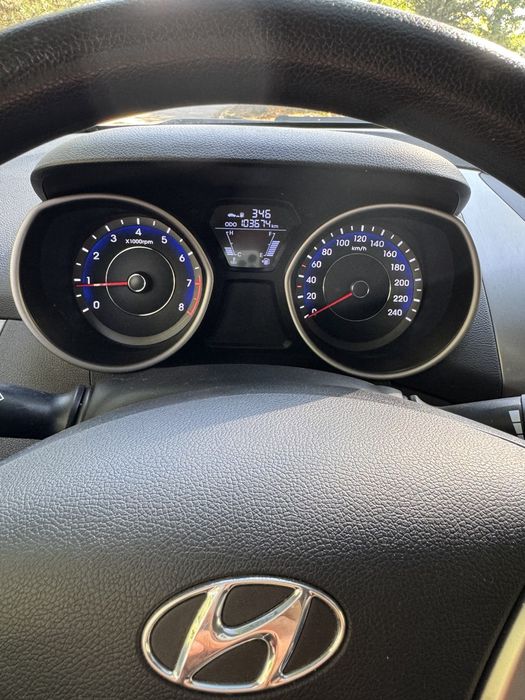 Hyundai Elantra 1,6
