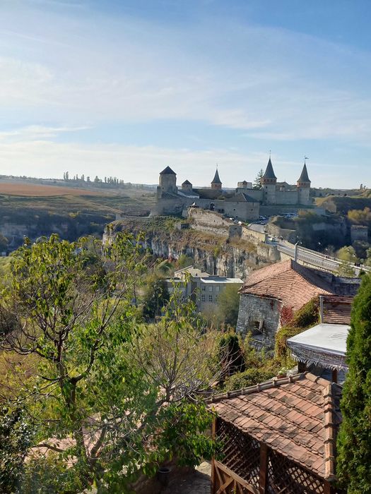 Экскурсии Каменец- Подольский, Хотинский замок, Бакотский монастырь
