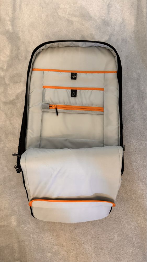 Lowepro Torba foto-video na kolkach z funkcja plecaka