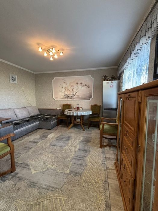 Продам квартиру в центрі міста Шептицький.