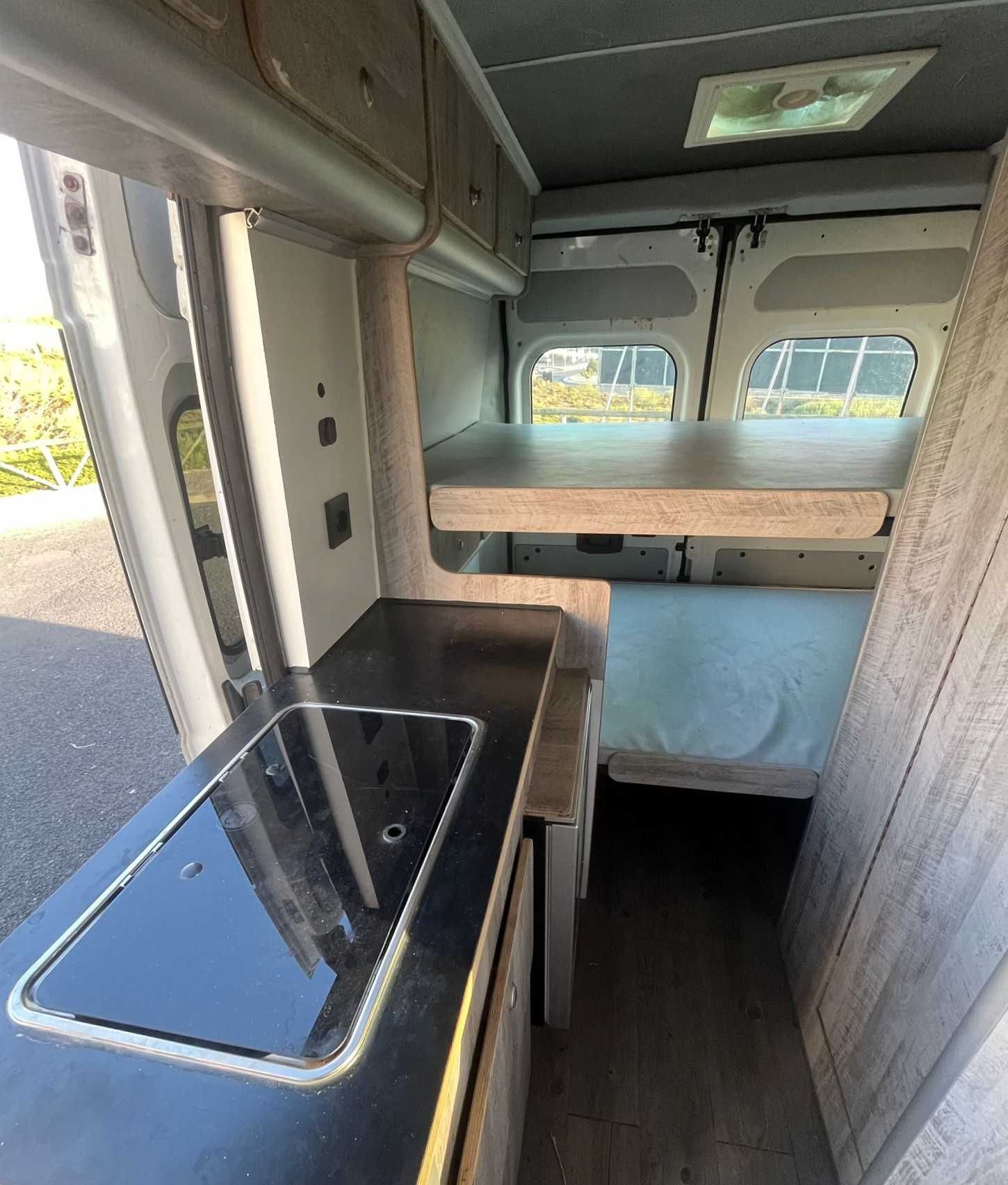 Peugeot Boxer AUTOCARAVANA Moderna. Totalmente Equipada