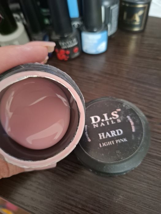 Професійний гель для манікюр фірми DIS