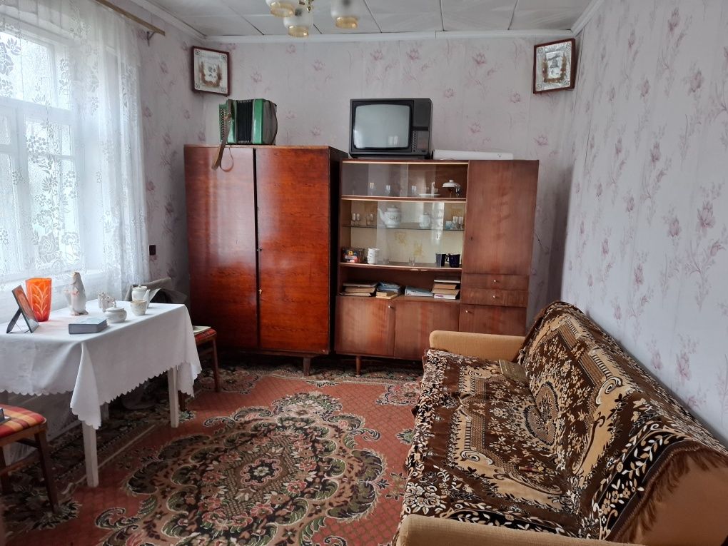 Продається будинок м. Дунаївці