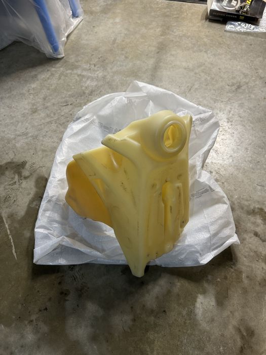 Deposito gasolina Husqvarna Fe/FC  protecao suspencao