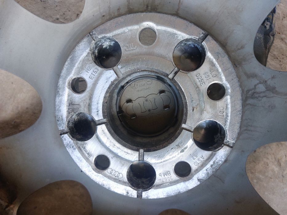 Диски AUDI Q7 R18 5/130 J7.5 ЦО76 ET53