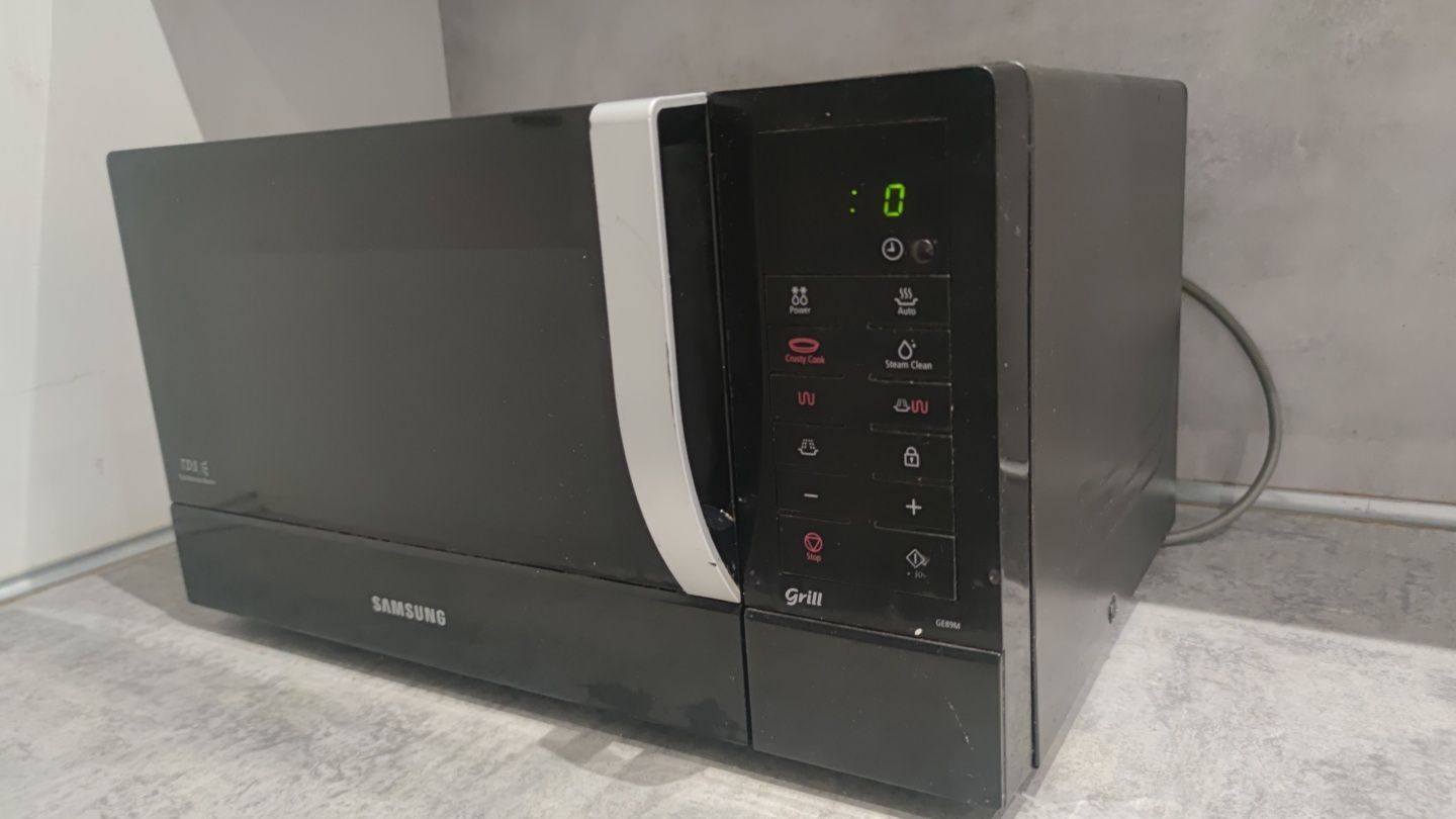 Mikrofalówka stan bdb GE89M-B