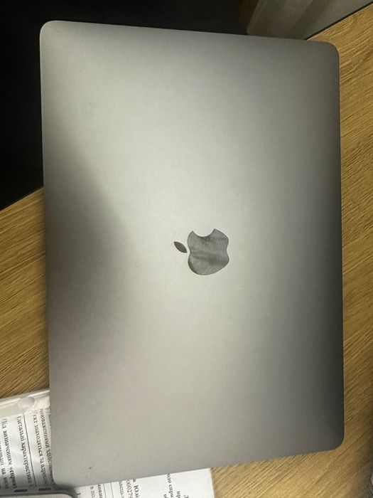 Apple MacBook Air 13" M1 8/256GB space 2020, новий! Не користований!