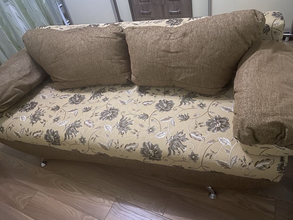 Продам диван єврокнижку