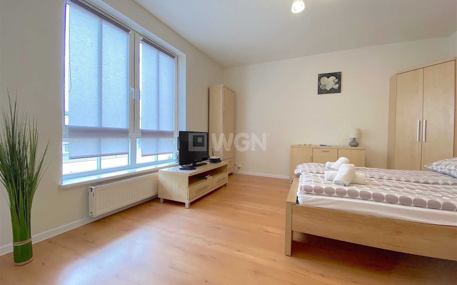 Stare Miasto. Piękny apartament 45m2, balkon, winda, super lokalizacja