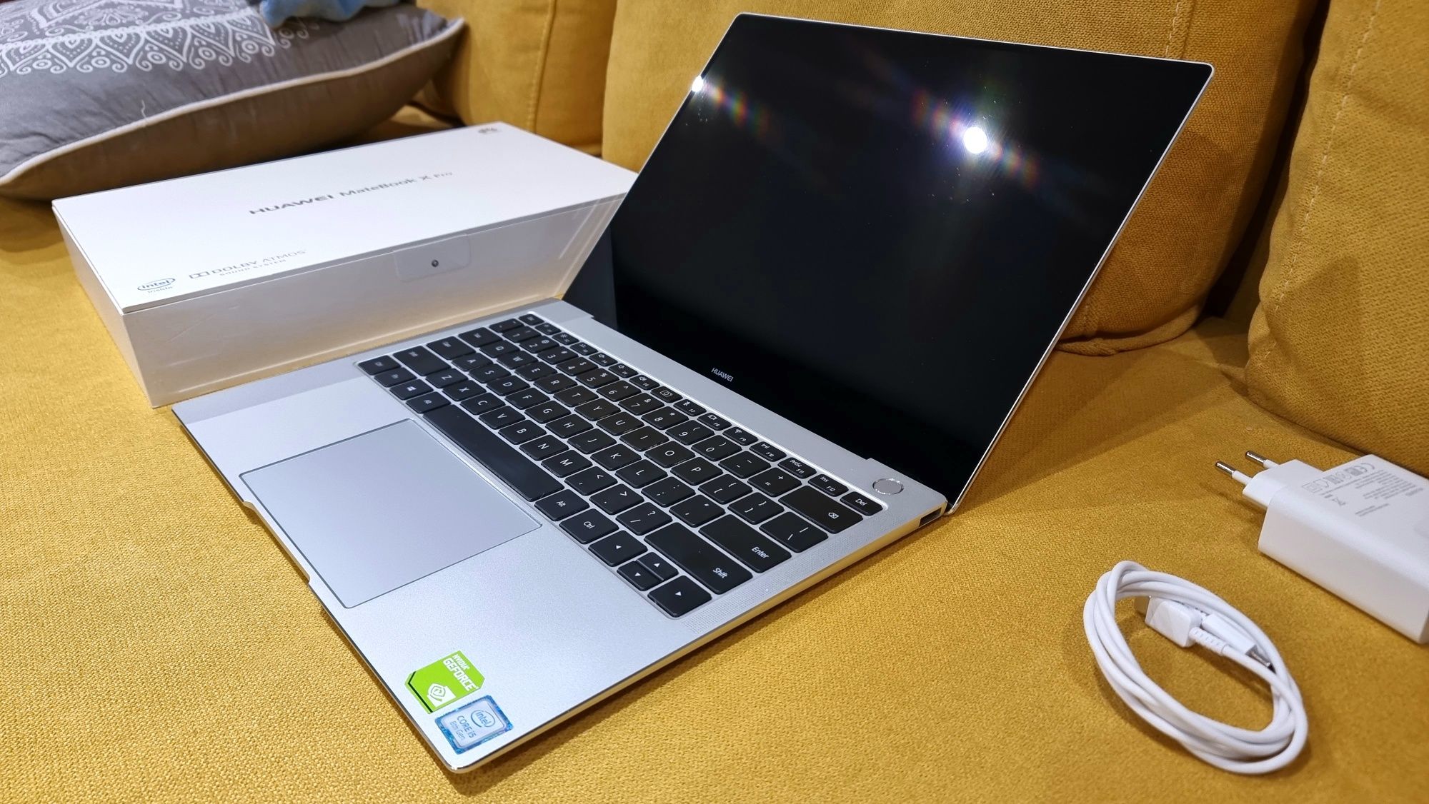 Huawei MateBook X Pro / i7 / 16GB RAM /GPU Nvidia MX150 / 512SSD NVMe