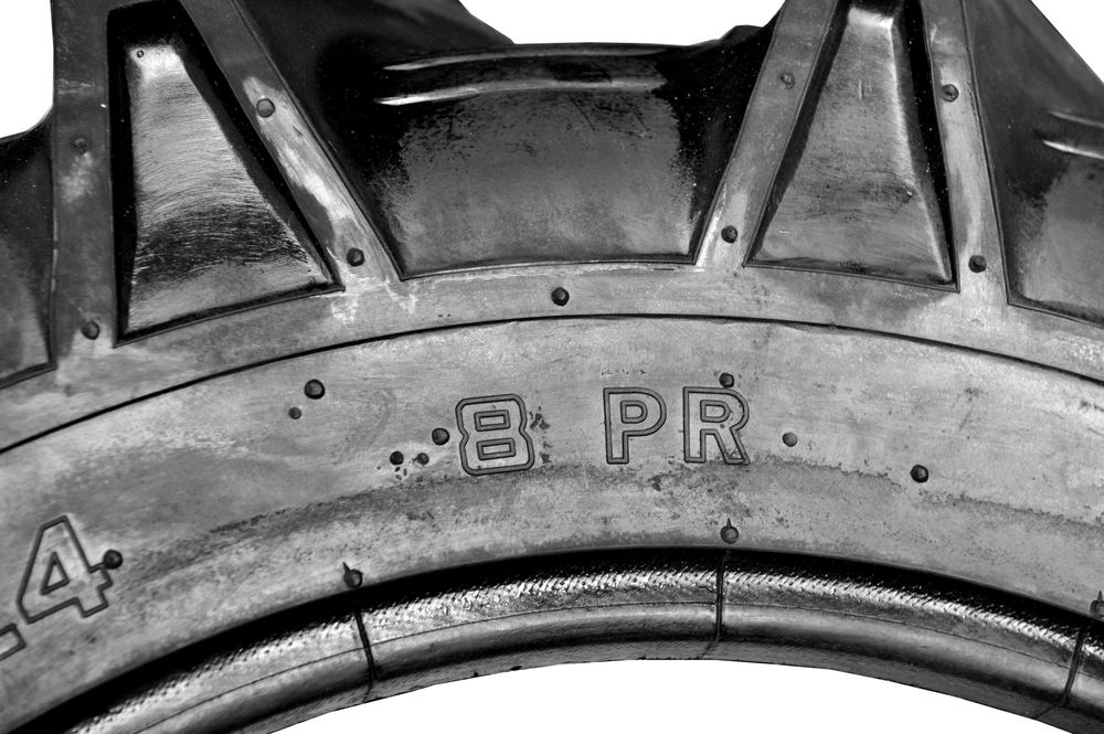 Opona rolnicza 11.2-24 8PR 11.2x24 ostry bieżnik JODŁA - nowa