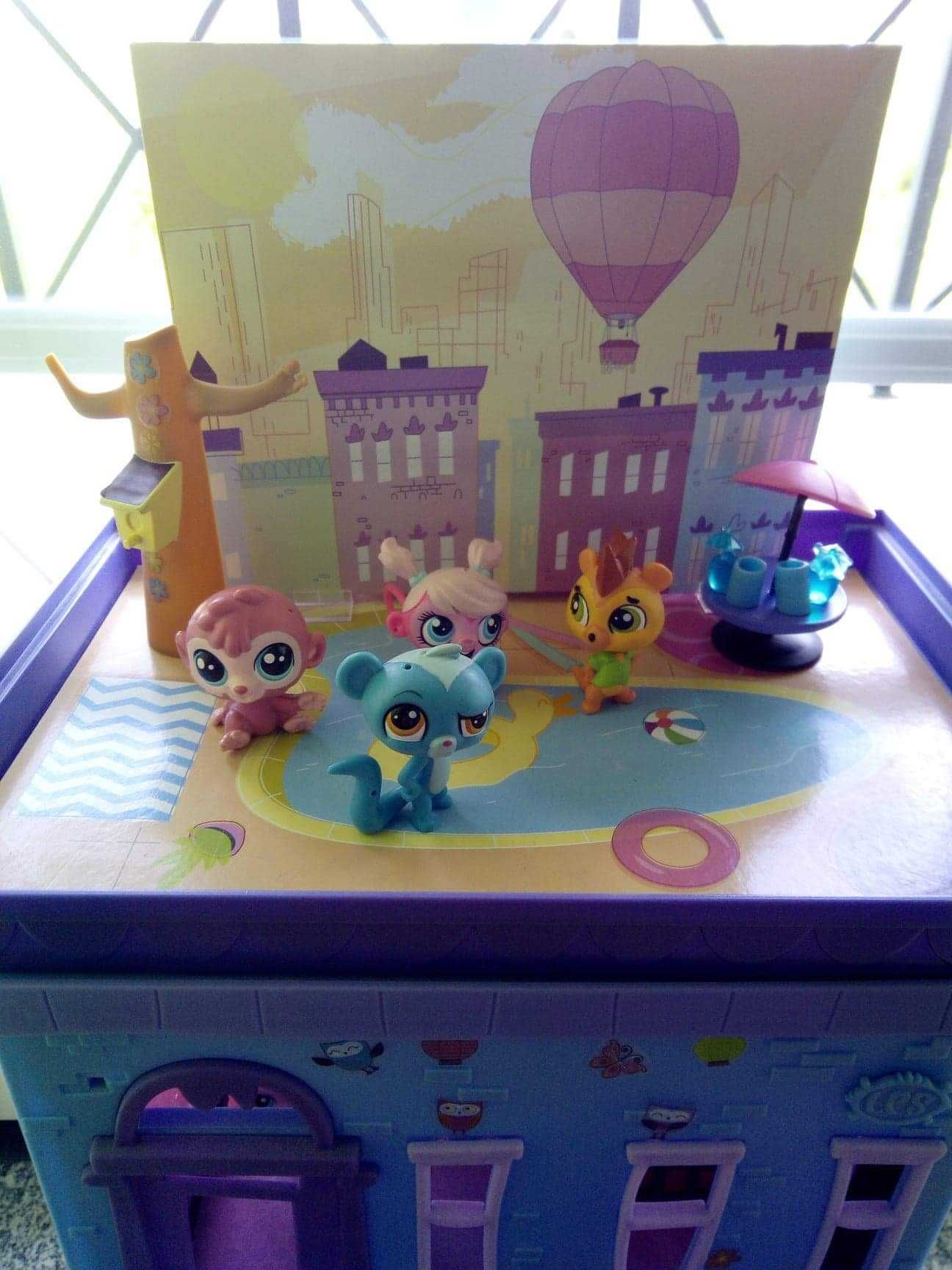 Littlest Pet Shop - A Loja das Mascotes, Quarto da Blythe e Limousine