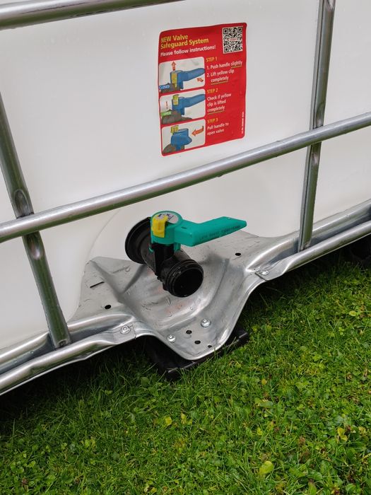 Mauser/ zbiornik 1000l.