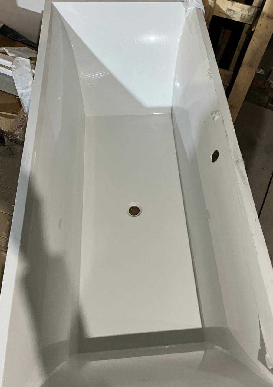 Villeroy & Boch Squaro SLIM Ванна кварилова 1800 x 800 мм