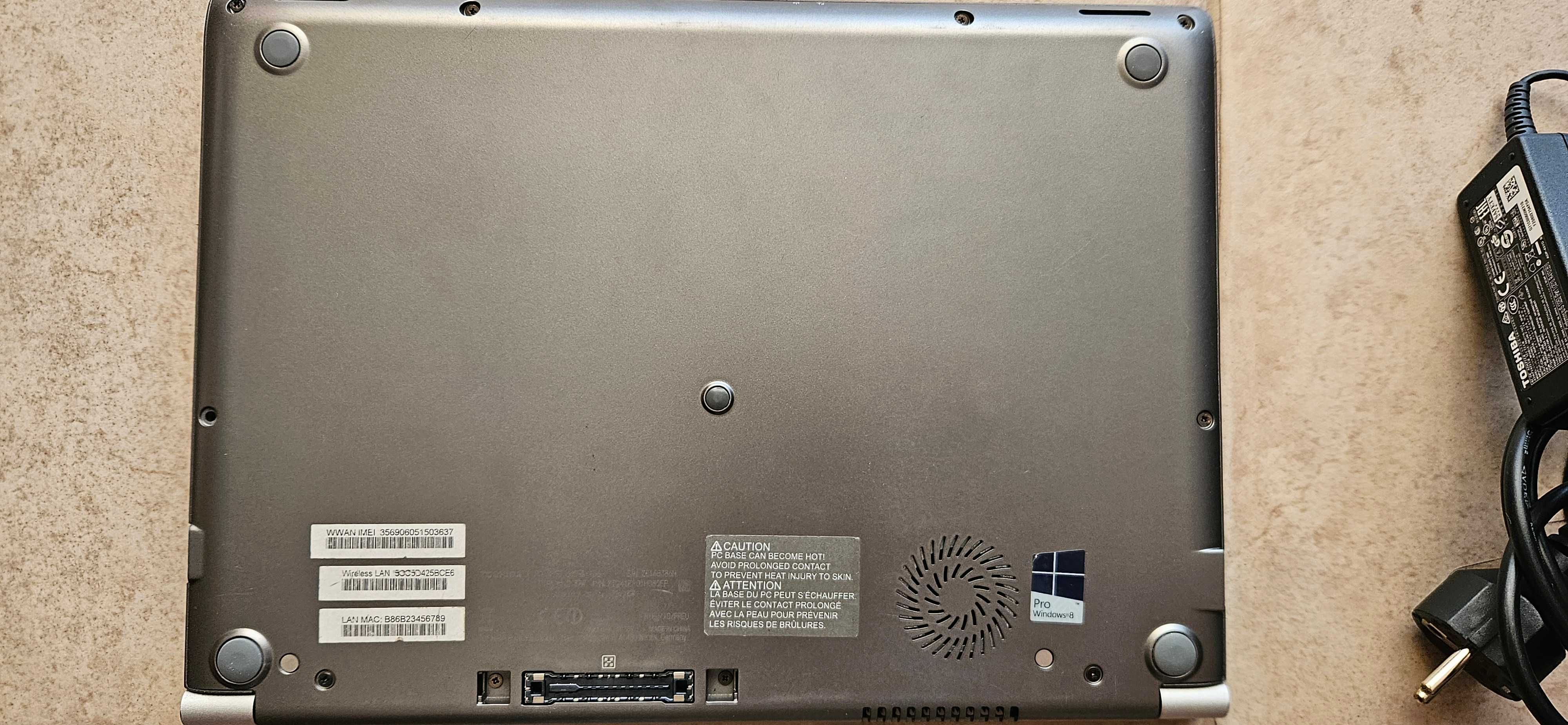 Portátil Toshiba i7 240GB 8GB RAM WIN 10 PRO