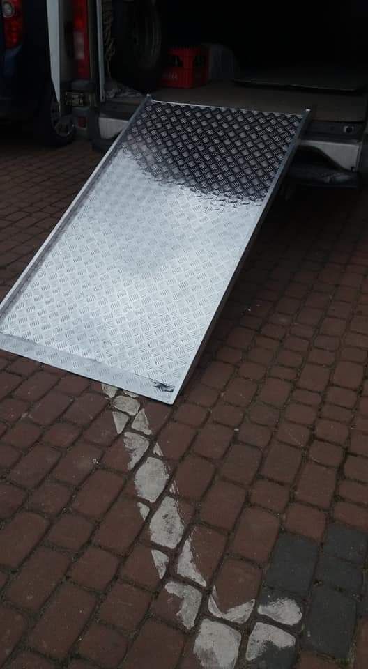 Najazd  rampa  podjazd  aluminium  platforma