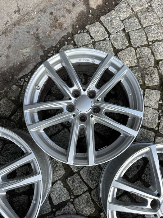 Felgi Aluminiowe 17 Vw Passat Audi A4 B5 B6 A6 C5 C6 Seat Leon Skoda