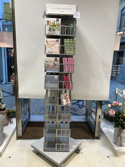 Expositor rotativo de guardanapos