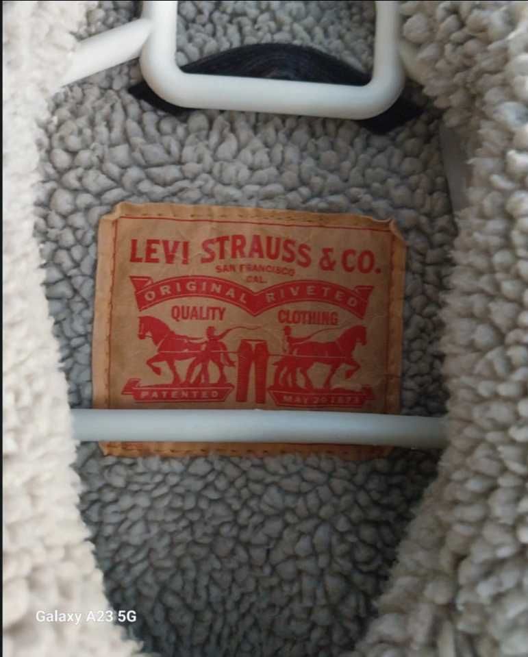 Kurtka Kultowej Marki„ Levi's Strauss & Co ” r. (M/L). Orginal !