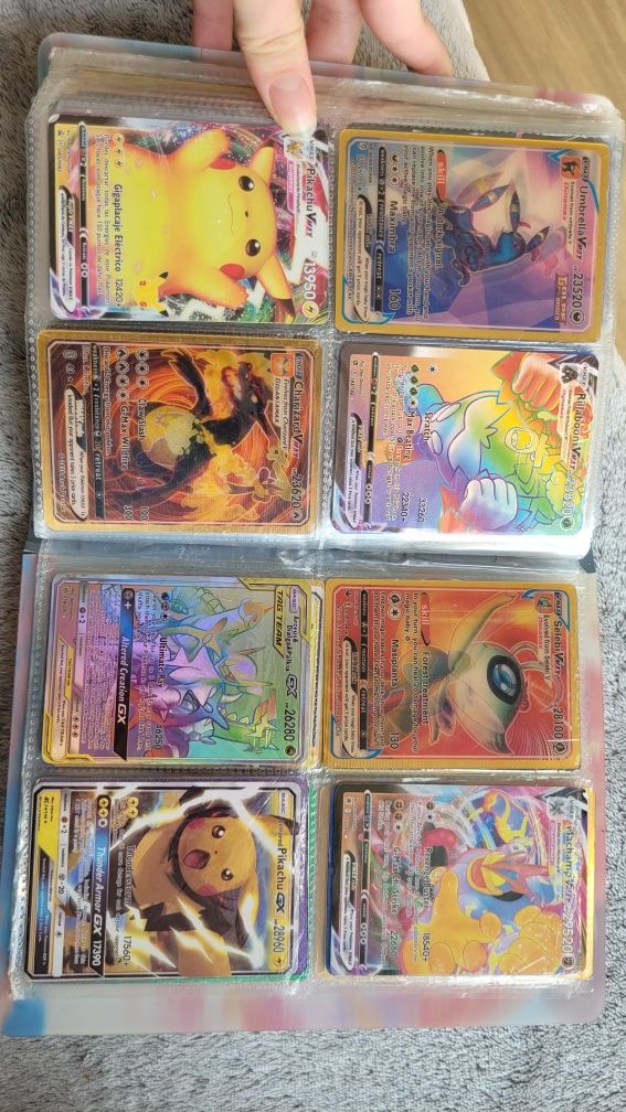 Album Pokemon karty 240 szt.