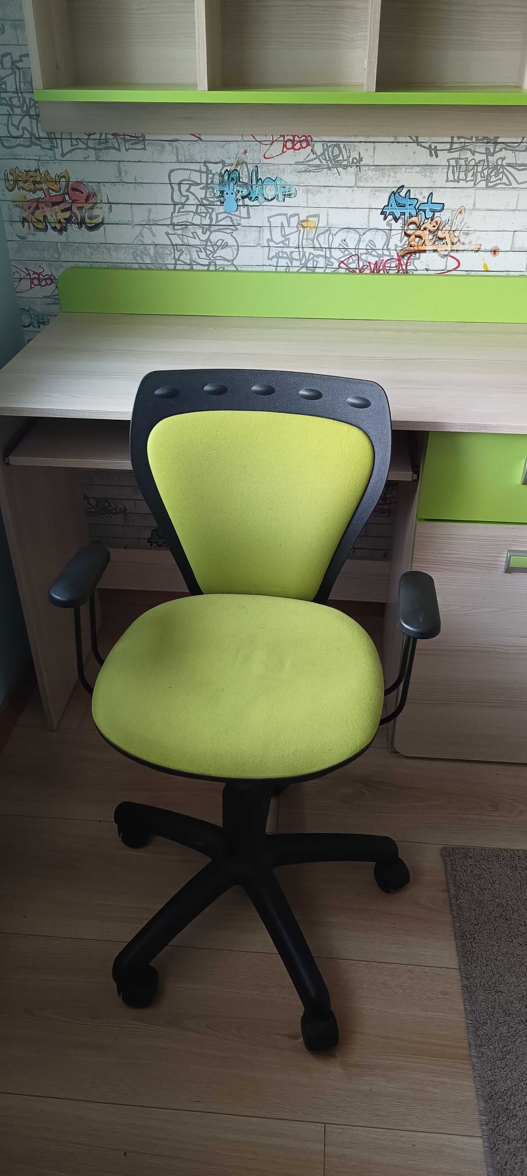 Meble dziecięce komplet sprzedam