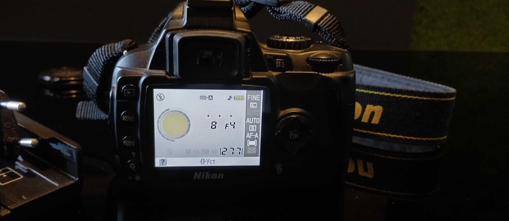 Фотоаппарат Nikon D40 + объектив