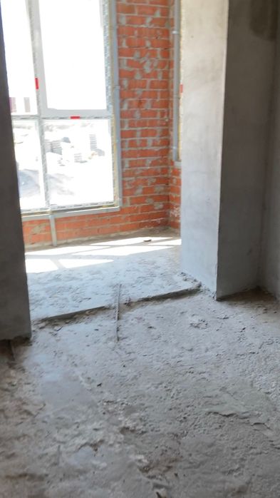 Продам 2 к квартиру 54 м2 на три окна в ЖК Дн.Брама