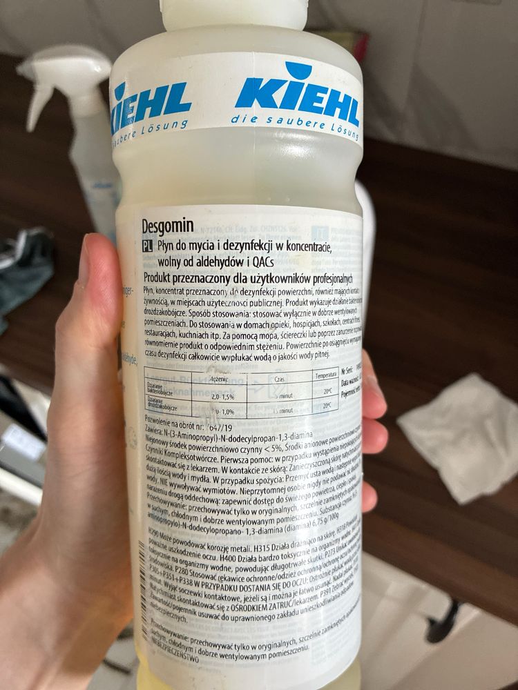 Kiehl Desgomin plyn do mycia i dezynfekcji