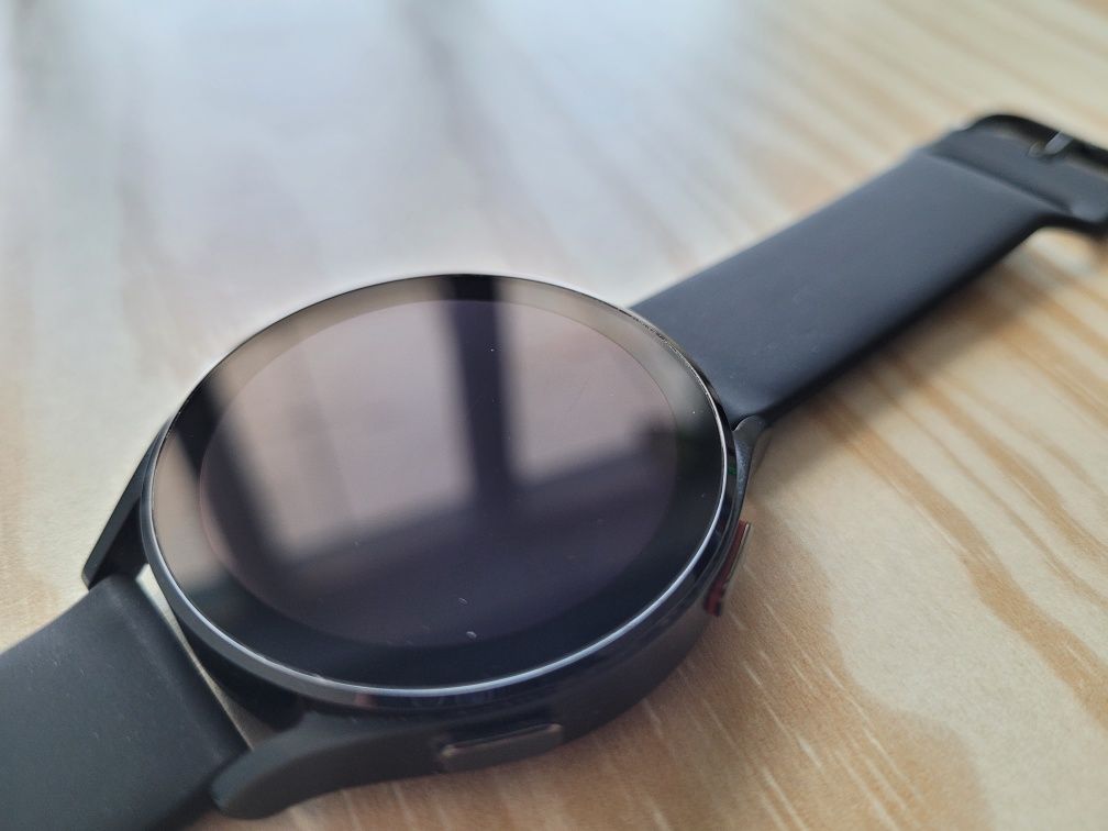 Samsung Galaxy Watch4 44mm  SM-875U