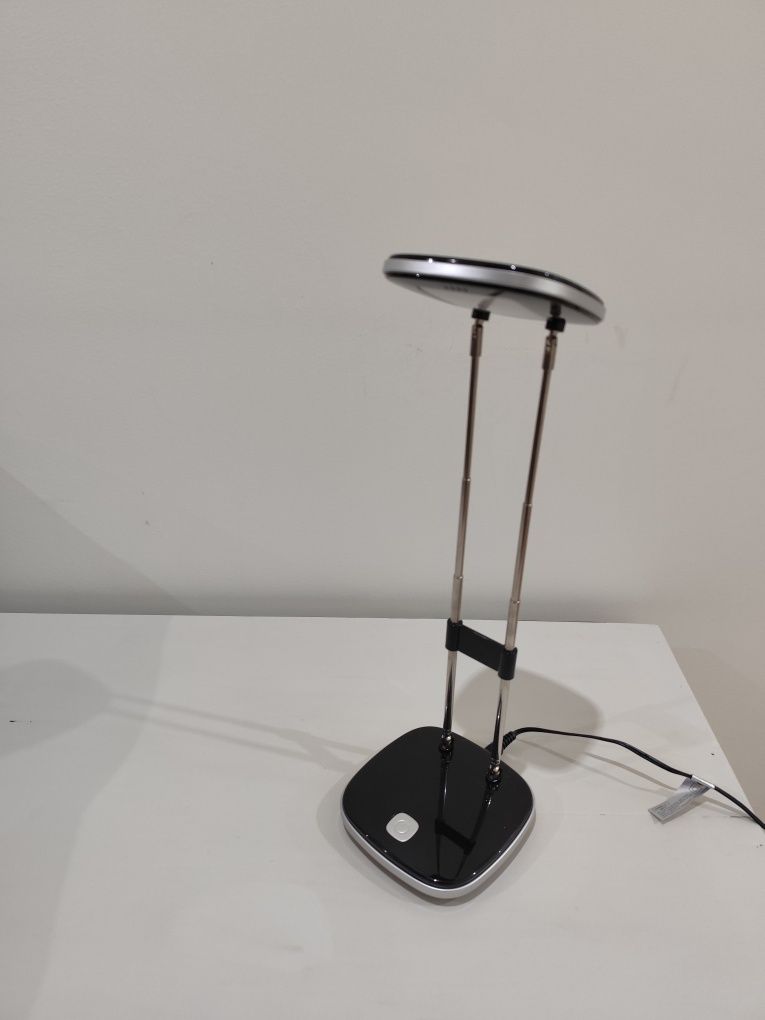 Candeeiro mesa led