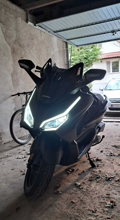 Skuter Honda Forza 125 KUFER GRATIS