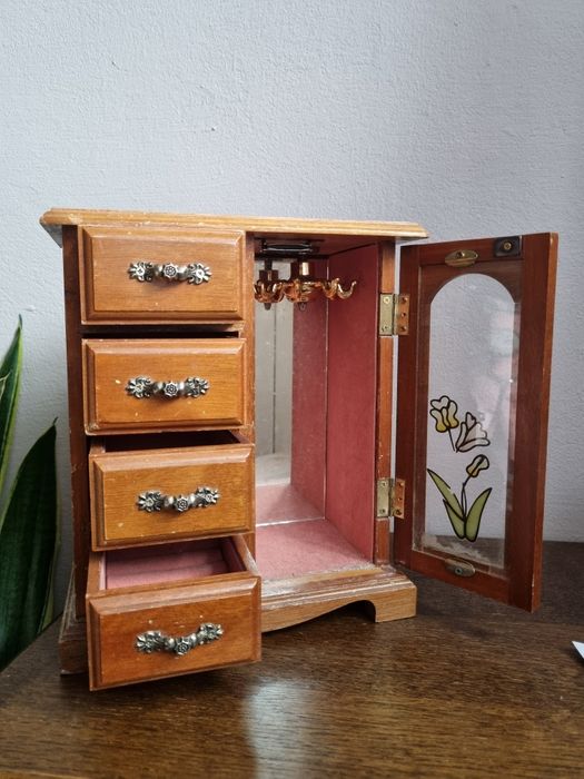 Drewniany kuferek na biżuterię mini szafa szkatułka vintage